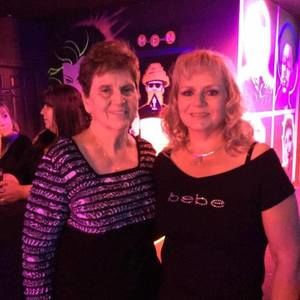 Meet your Posher, Laurie